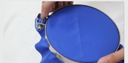 Υφαντικός ελεγκτής Waterproofness ψεκασμού εξοπλισμού εργαστηρίων 25 X 29 X 59 εκατ. για το ύφασμα αδιάβροχων