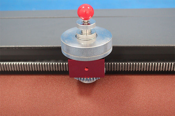 Μηχανή δοκιμής αποσβέσεως DIN, όργανο δοκιμής υφασμάτων που συμμορφώνεται με το πρότυπο ISO 4649 για την καταμέτρηση των αποτελεσμάτων