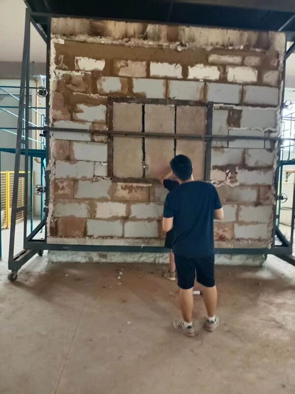 Φούρνος Δοκιμής Κατακόρυφης Πυραντίστασης Συμβατός με ISO 834 με Θερμοκρασία 1200 °C και Αρθρωτή Κατασκευή