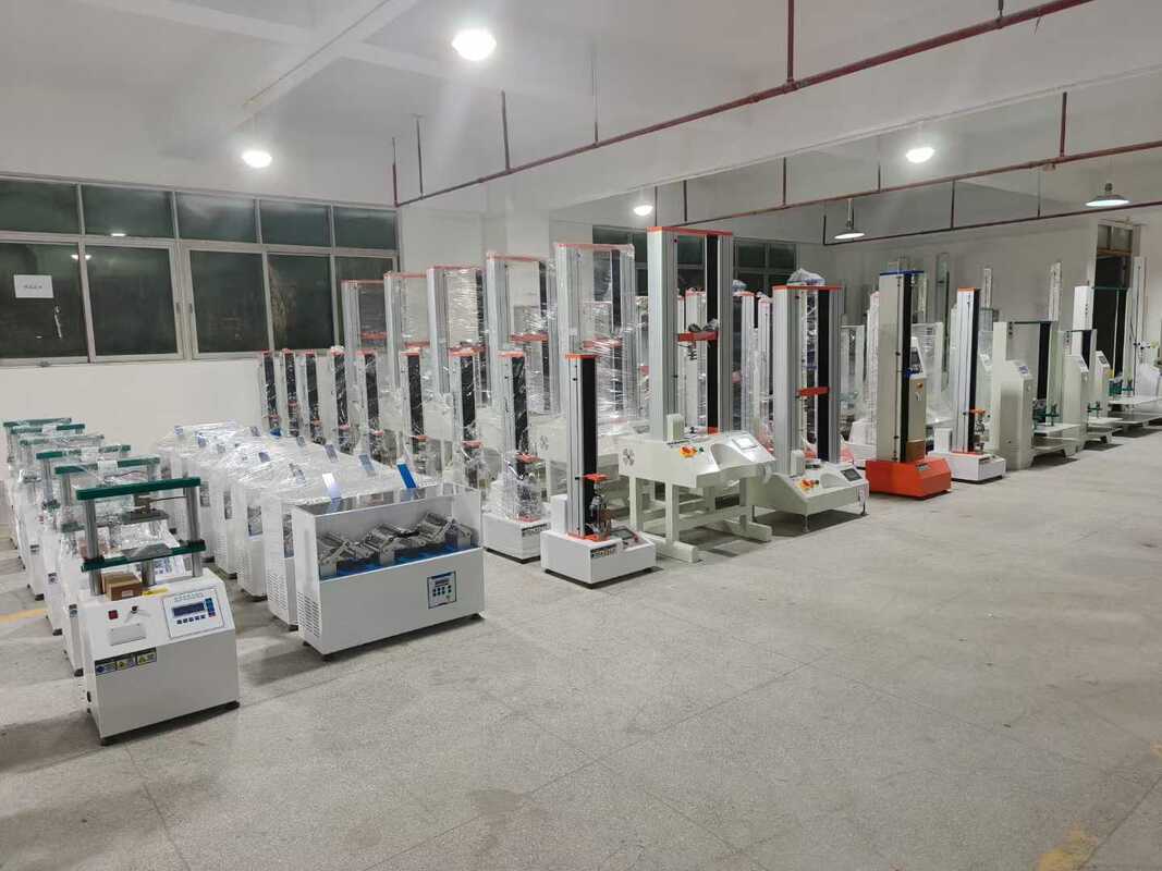 Μηχανή δοκιμής ελαστικότητας 100kN για διπλή στήλη για ατσάλι αλουμινίου μετάλλου ASTM E8 ISO 6892